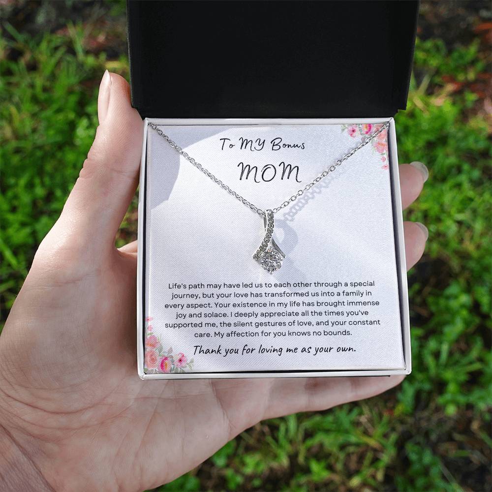 To My Bonus Mom Alluring Beauty Necklace